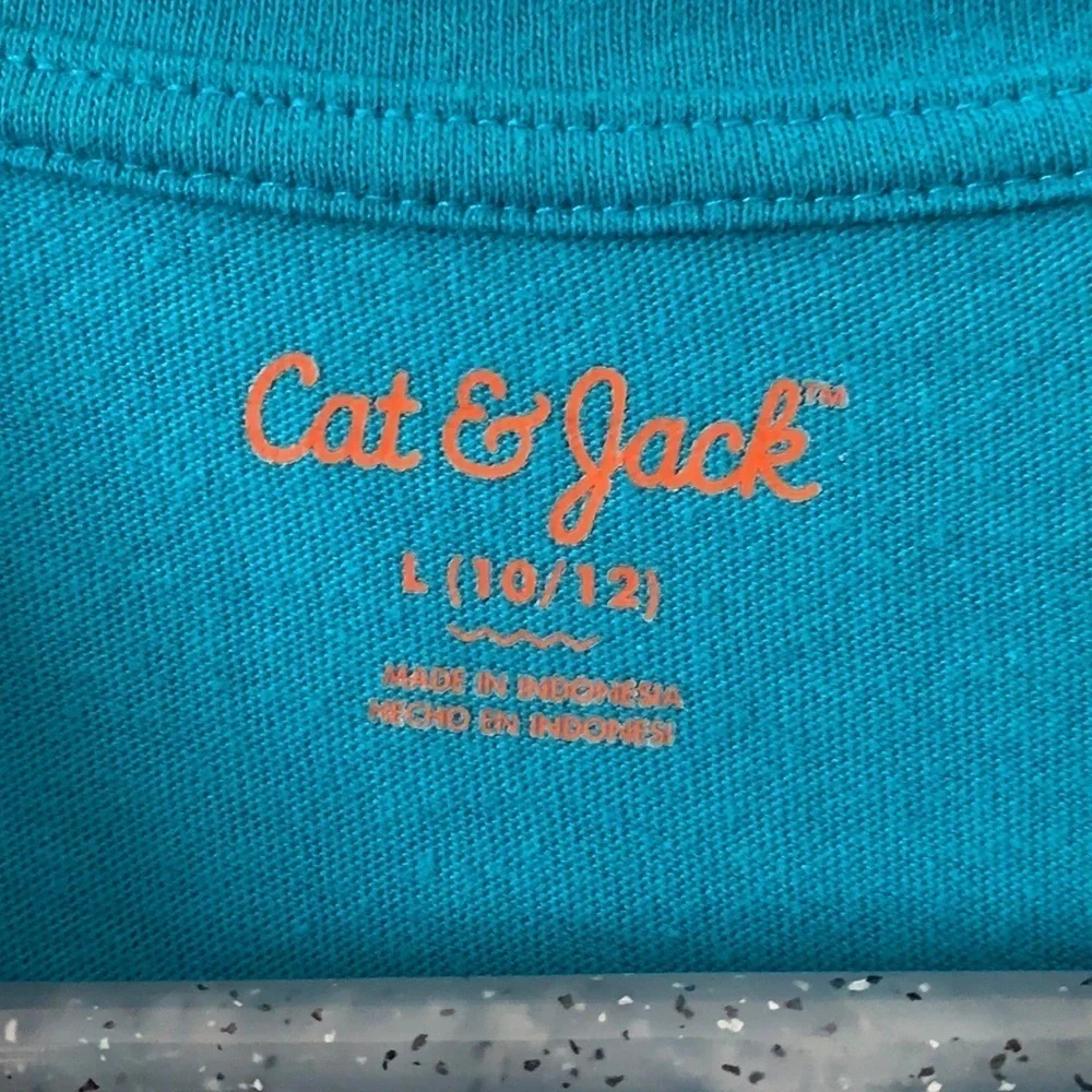 Cat & Jack & Justice 2 Girls shirts Bundle